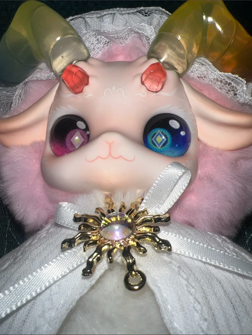 Land of Dream Victorian sheep - stunning - the eyes! Perfect for Sunmerween!